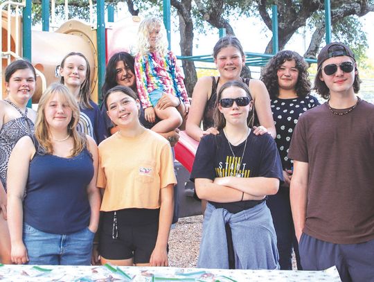 Bertram First Baptist Church Youth group gave cookies to Summer Splash attendees. Photos by Martelle Luedecke/Luedecke Photography