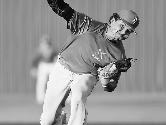 Senior pitcher Cooper Farris slings the ball across the plate in Burnet’s Friday evening scrimmage versus Henderickson.