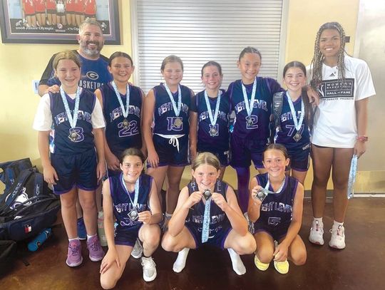 Lady Huskies play in tourney championship