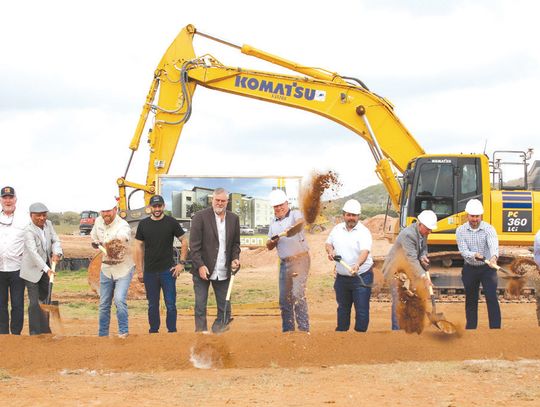 Representatives from TEK MAK Development Company, ARK Hospitality, Burnet Economic Development and the City of Burnet ceremonially broke ground March 26 for TownePlace Suites by Marriott in Burnet. Martelle Luedecke/Luedecke Photography