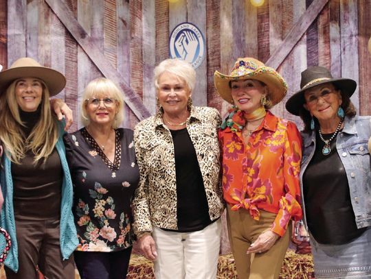 Highland Lakes Service League hosts lively Chow Down