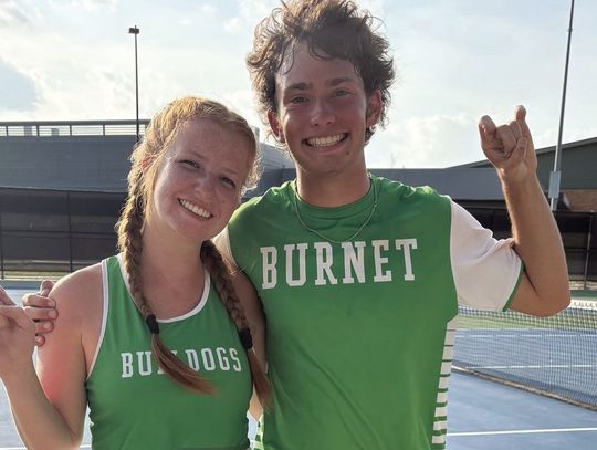 Tennis player earns silver to advance to regionals