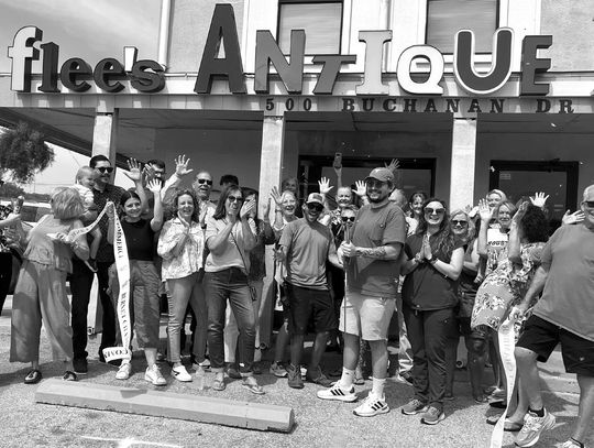 This enthusiastic crowd showed up April 17 to help Lee Reissig cut the ribbon on his new place, Flee’s Antique Market, located at 500 Buchanan Dr. in Burnet. Contributed photos