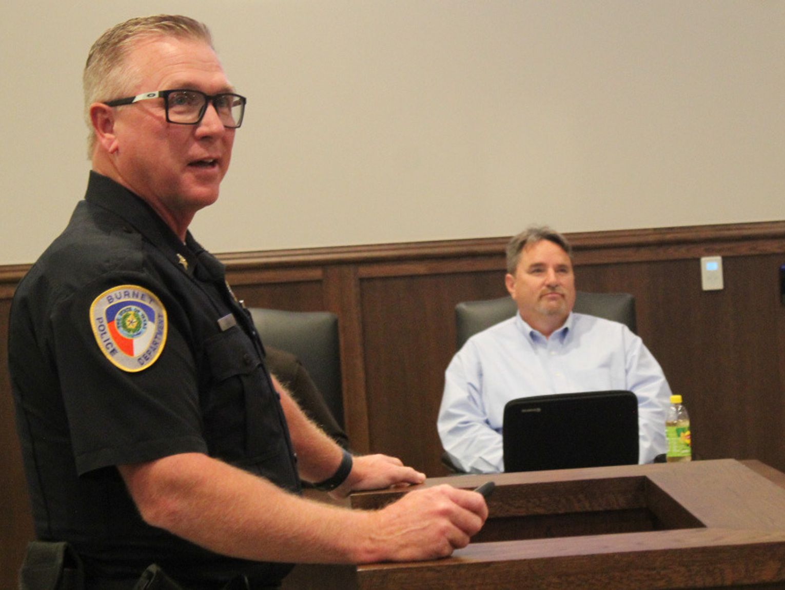 Burnet police chief bids farewell at final city council meeting