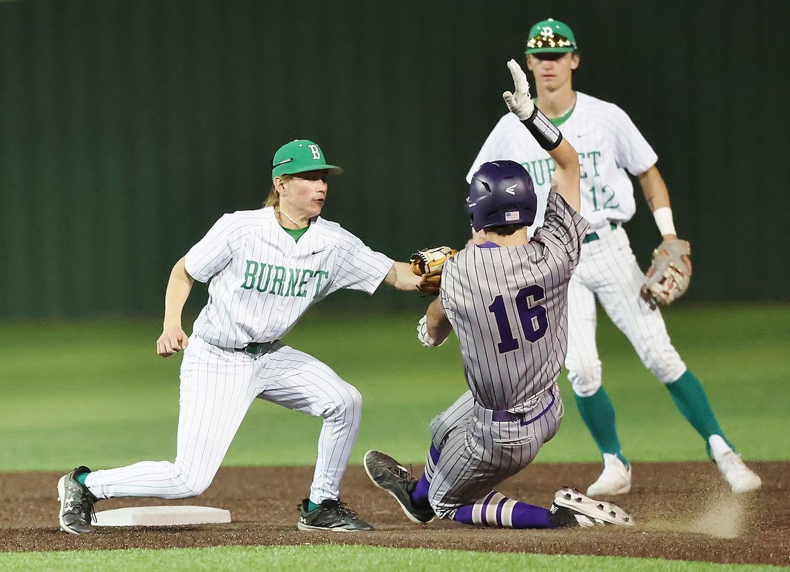 In the top of the seventh Macke Calhoun applies the tag to a Mustang base runner attempting to steal to record out number two in the inning. Photos by Wayne Craig/Clear Memories
