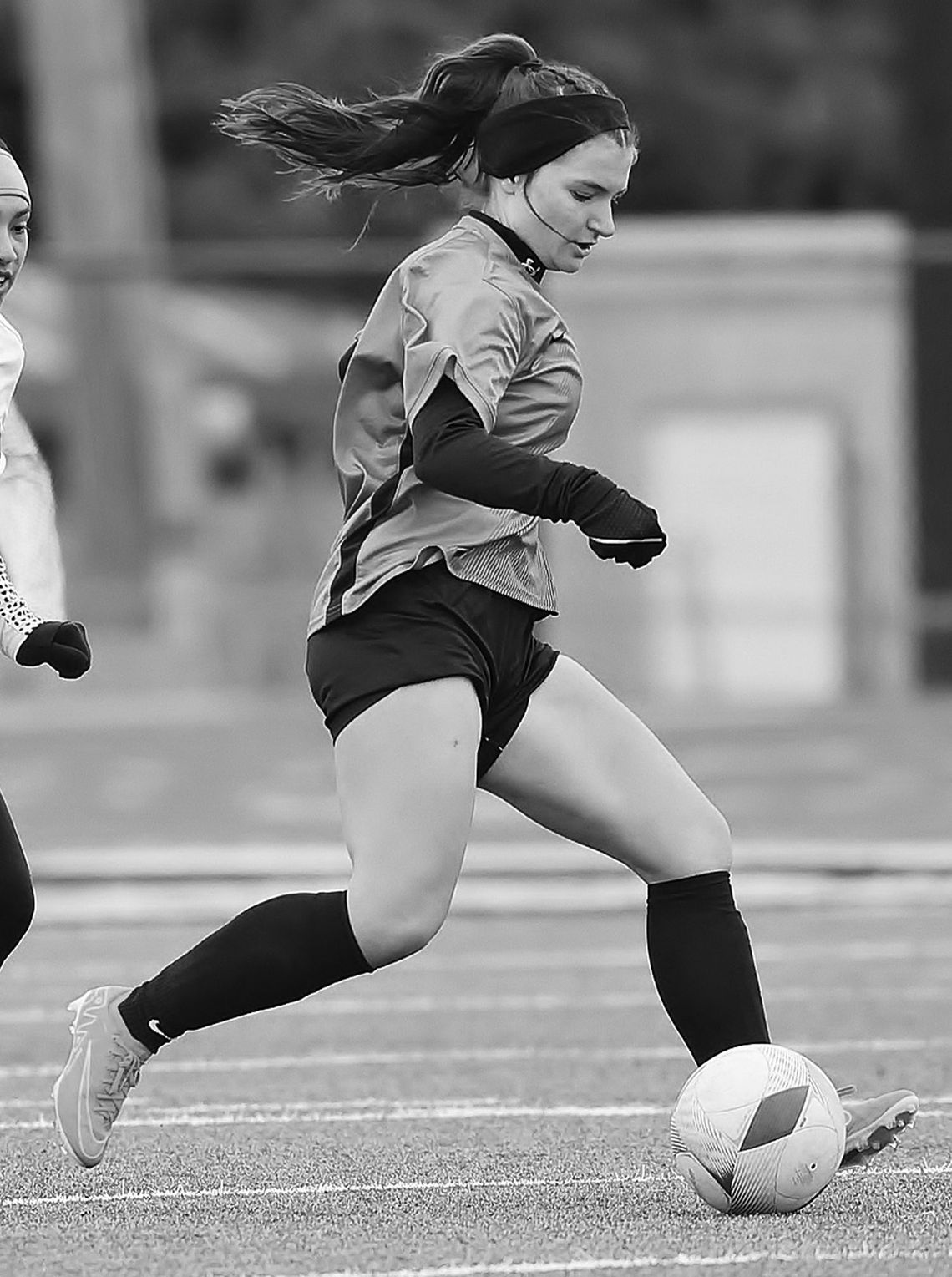 Lady Bulldog Taylor Petty provided three assists during Burnet’s 3-0 win over Jarrell last Tuesday. Photo by Wayne Craig/Clear Memories