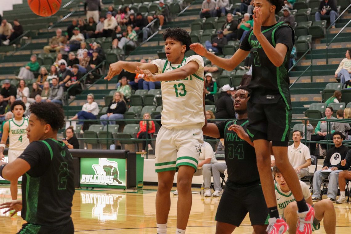 Bulldogs basketball team defeats Ducks Bulldogs basketball team defeats Ducks