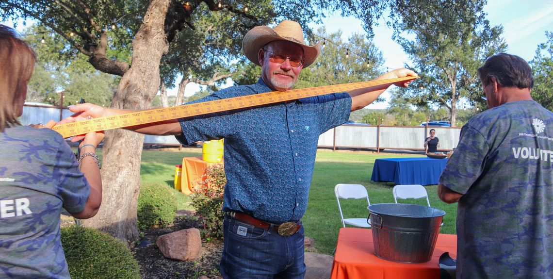 Community gives big at advocacy center fundraiser