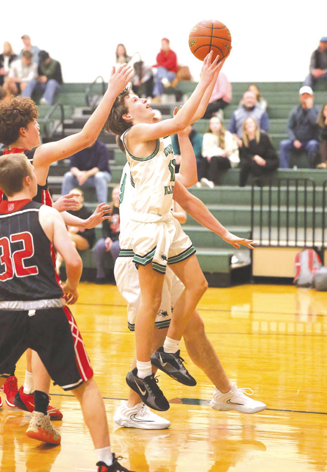Bulldog freshman Dylan Courtney slices through the Salado defense to get off a shot during last Tuesday’s home game.